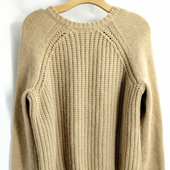 C. Wonder Sweater Camel Chunky Crew Neck‎ Cable Knit Tan - Picture 8 of 10